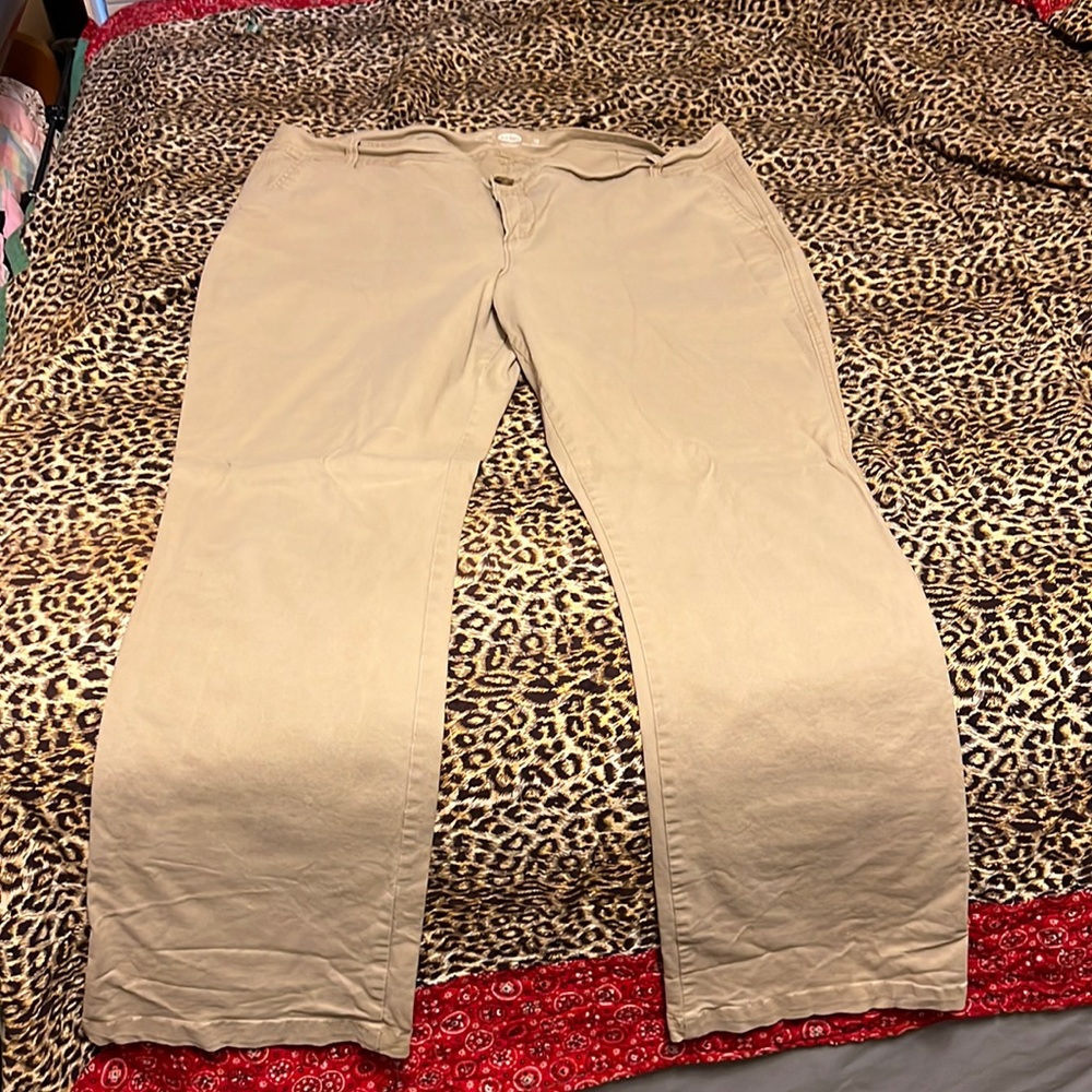 Tan jeans/trousers
